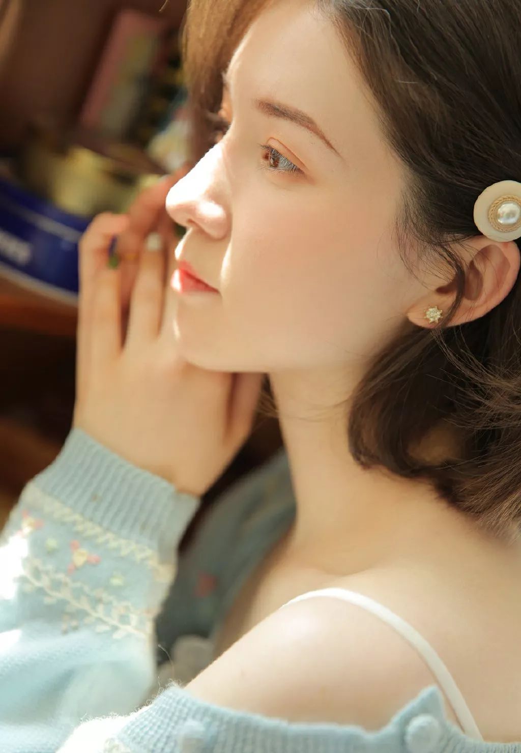 肤如凝脂的凝脂是什么_肤如凝脂啥意思_肤如凝脂