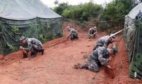 逢山开路_逢山开路是不是成语_逢山开路的经典短句