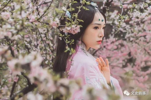 喜弄瓦璋_弄璋弄瓦什么意思_弄瓦之喜
