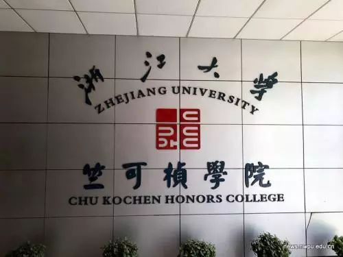 弄璋弄瓦翻译_弄璋弄瓦是什么意思_弄瓦之喜