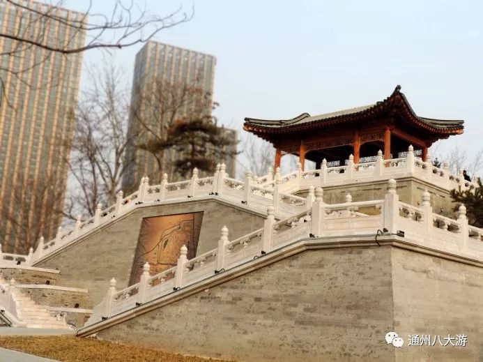 西海子公园几个门_西海子公园正门_西海子公园