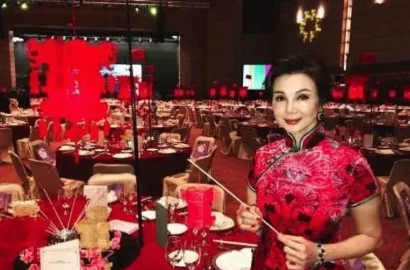 林爱儿结婚了吗_林爱儿_林爱儿与何超盈