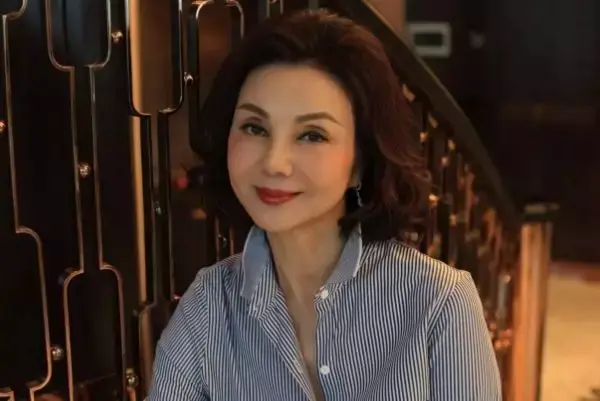 林爱儿_林爱儿结婚了吗_林爱儿与何超盈