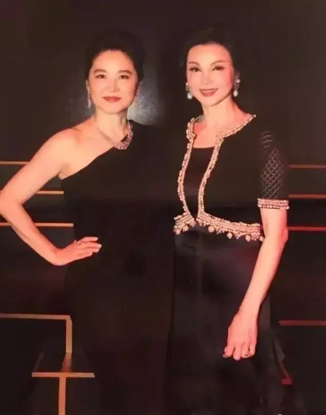林爱儿结婚了吗_林爱儿与何超盈_林爱儿