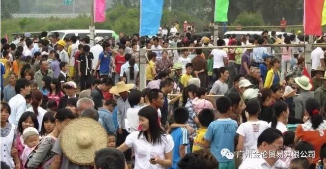 天下奇闻异事怪事素材网站_天下奇闻_故事汇天下奇闻