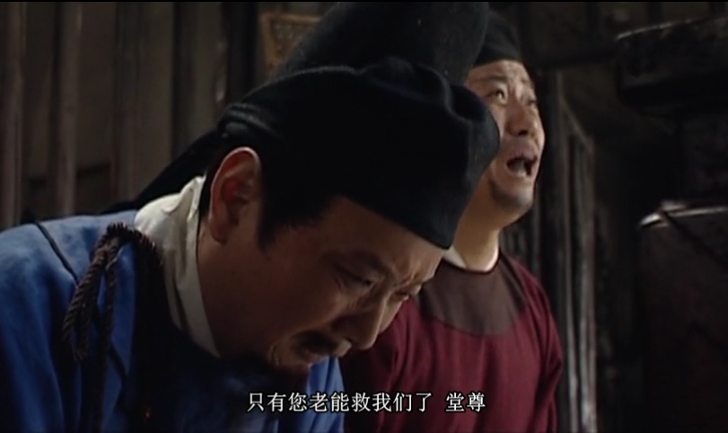 牢头_牢头狱霸_牢头打板子