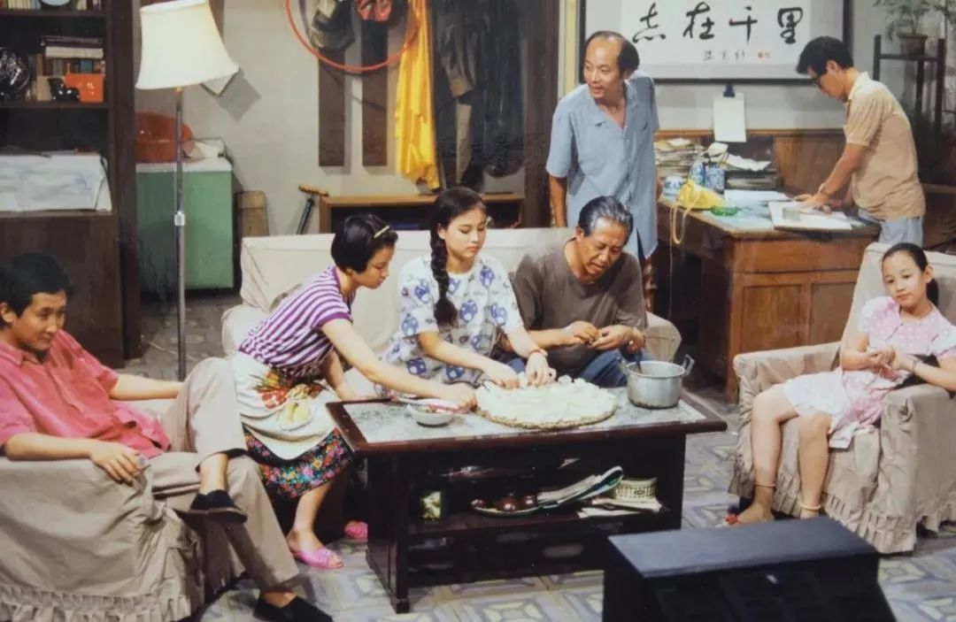 hides是什么意思_hides_hides怎么读