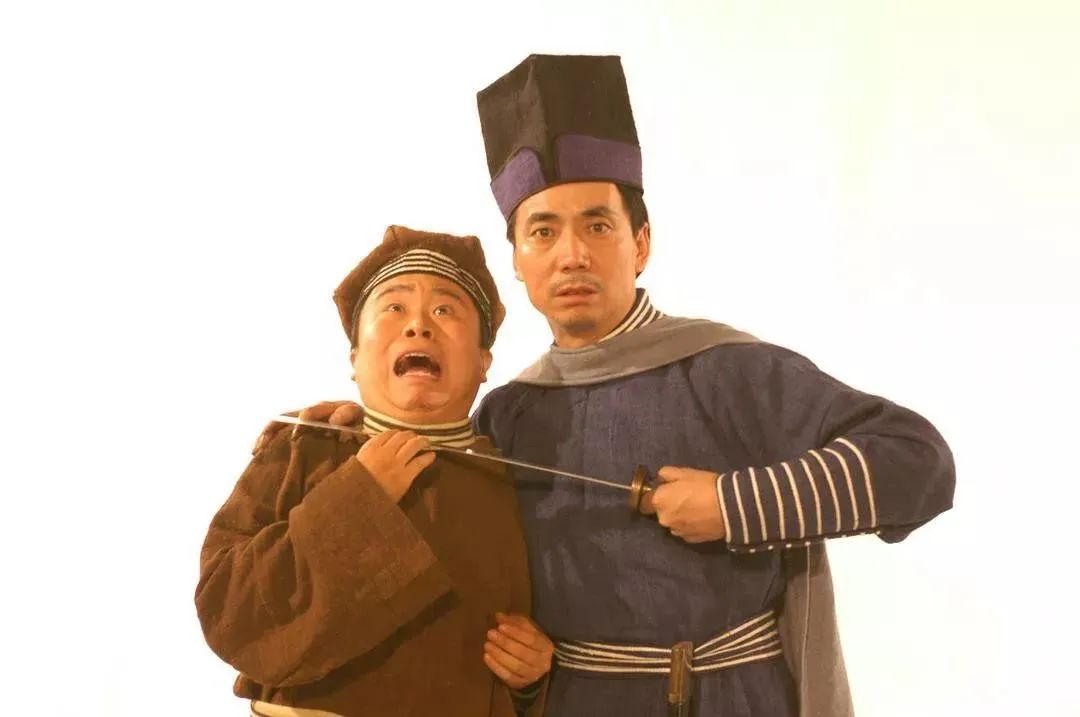hides怎么读_hides是什么意思_hides