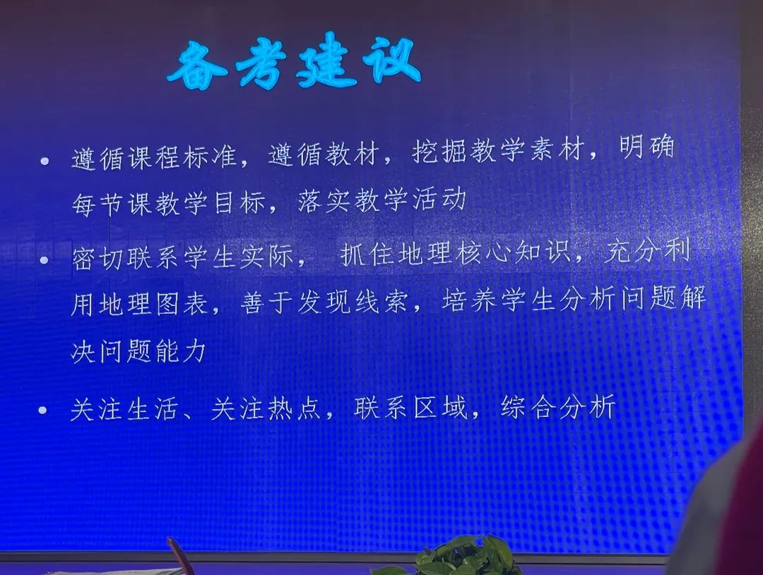 潜滋暗长怎么读_潜滋暗长_潜滋暗长是成语吗