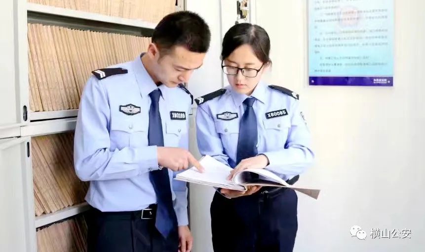 机神咆吼_咆组词_咆