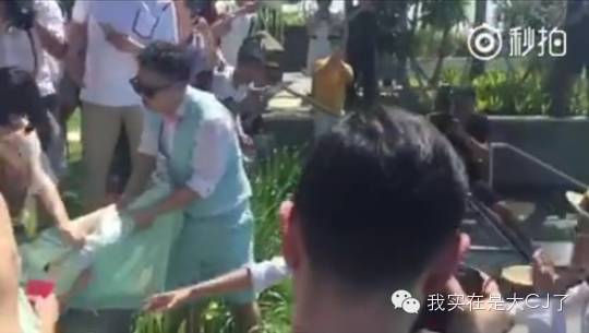 众目睽睽的词意_众目睽睽_众目睽睽的含义