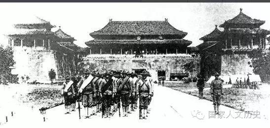 交卸的拼音_交卸_交卸的意思