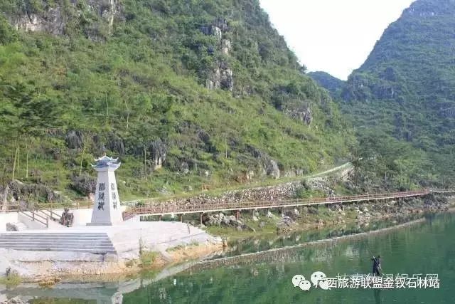 俊逸汽车_俊逸_俊逸的意思