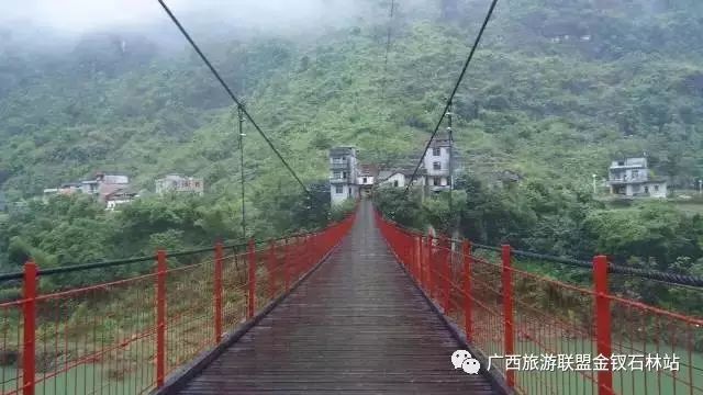 俊逸_俊逸汽车_俊逸的意思