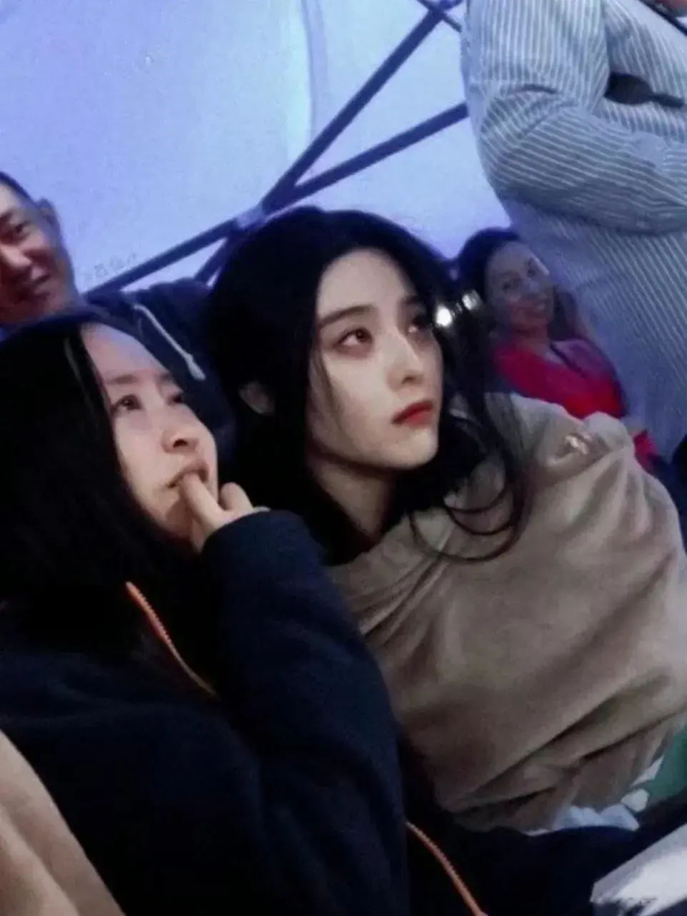 天可见怜还是天可怜见_怜见的意思_我见犹怜