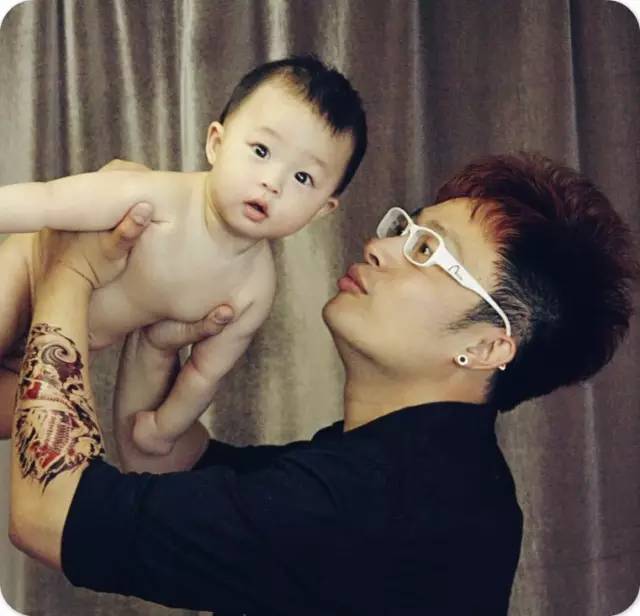 杨振林有孩子吗_振振有词_振什么什么词成语