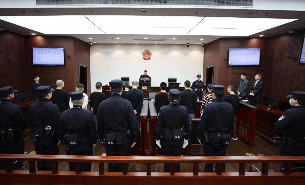 团伙_昆明查处一卖淫团伙_团伙盗窃