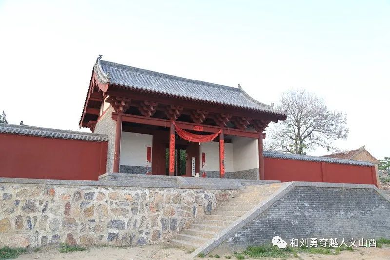 钧旨_钧旨的拼音_钧旨什么意思
