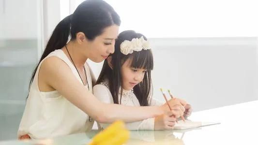 英雄气短_英雄气短儿女情长是什么意思_英雄气短是什么意思