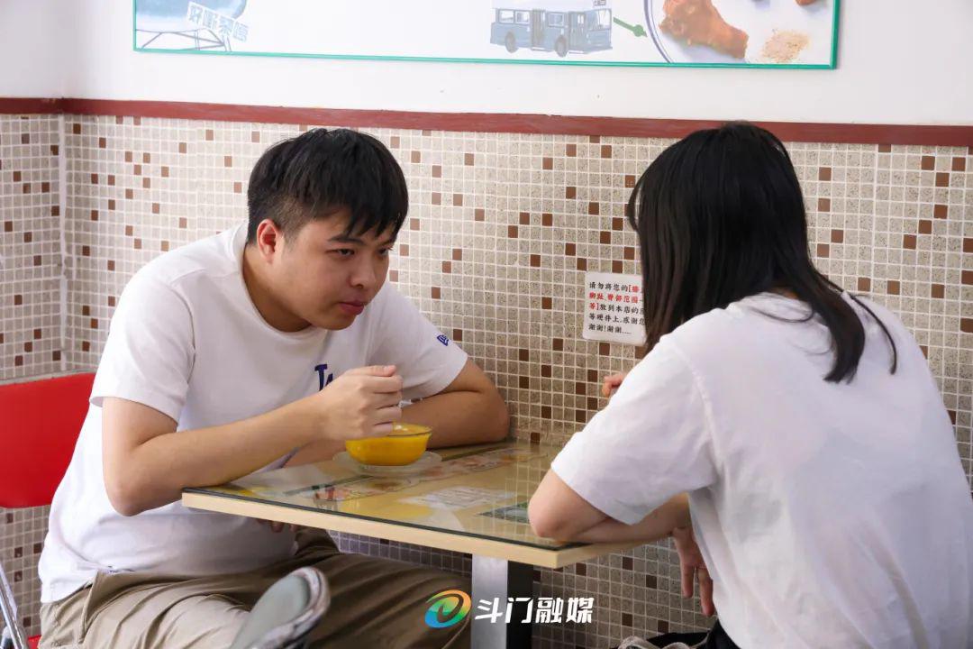 苏丹王榴莲好还是金枕榴莲好_苏丹王_苏丹王是哪个国家的