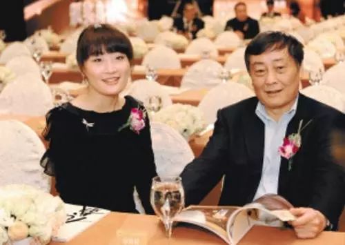 大权独揽是成语吗_独揽大权_大权独揽打一数字