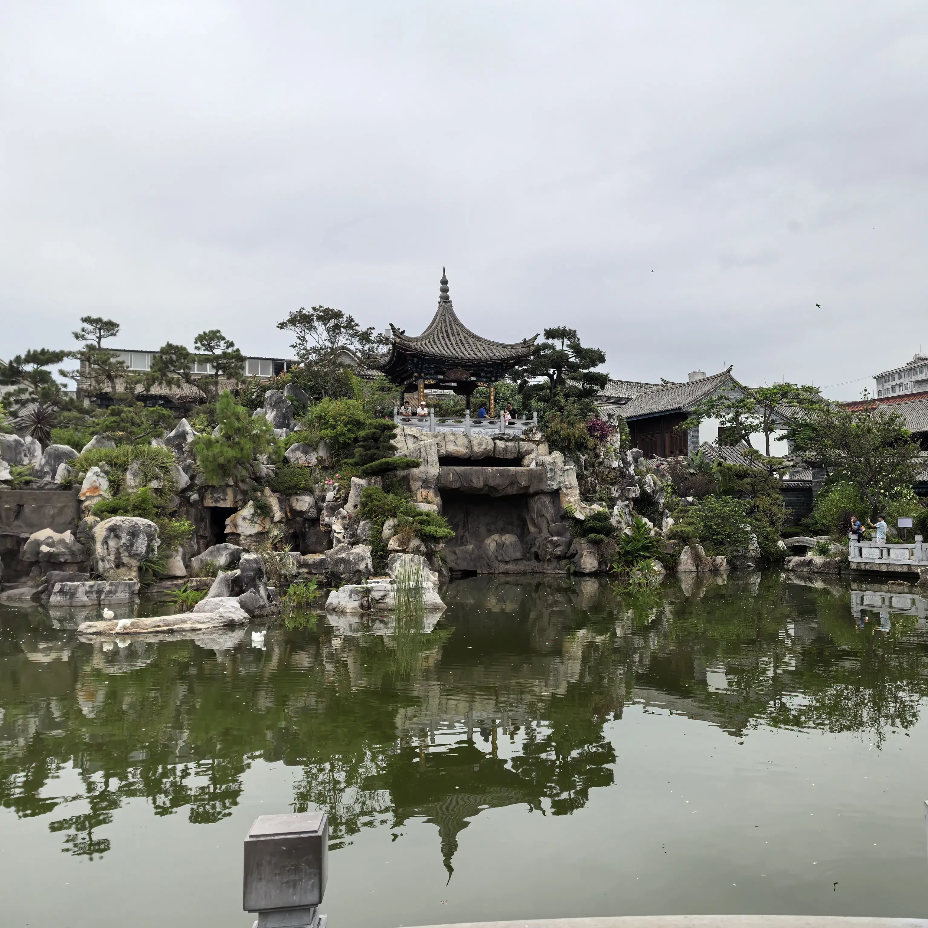 朱家花园_《朱家花园》_我想看朱家花园