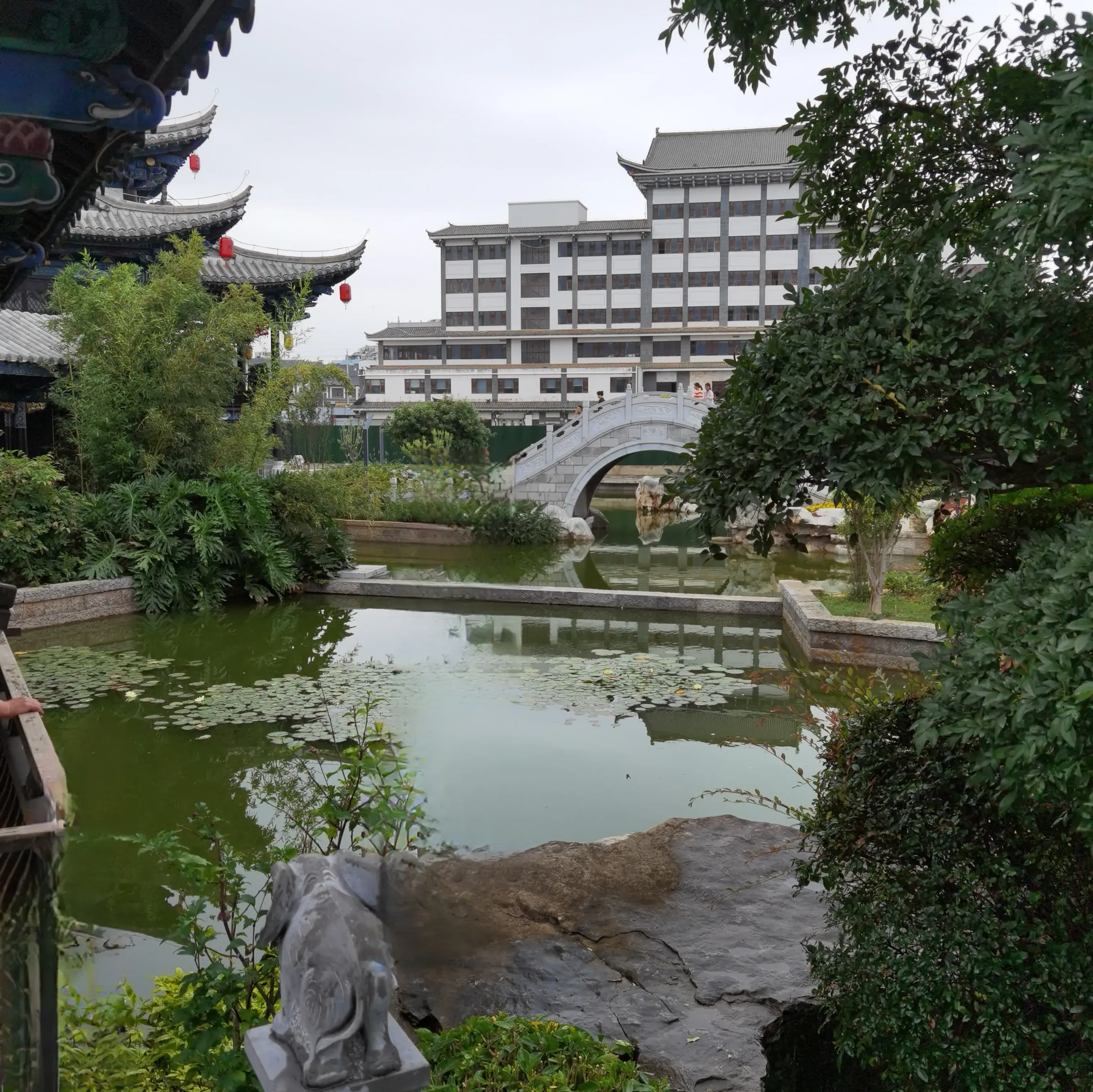 我想看朱家花园_《朱家花园》_朱家花园