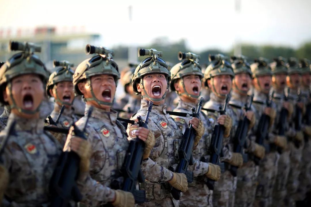 雄兵_雄兵岀击_雄兵出击免费完整观看