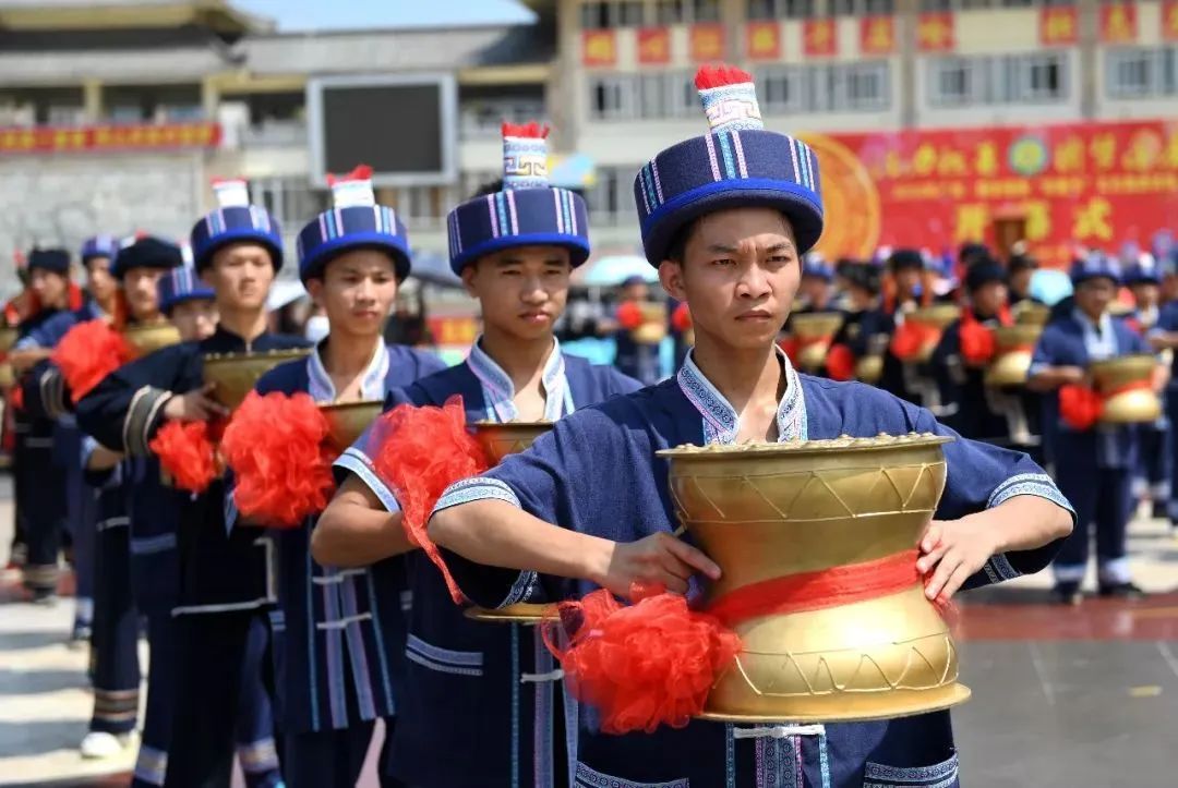 笑语欢歌_笑语欢歌的意思_欢声笑语