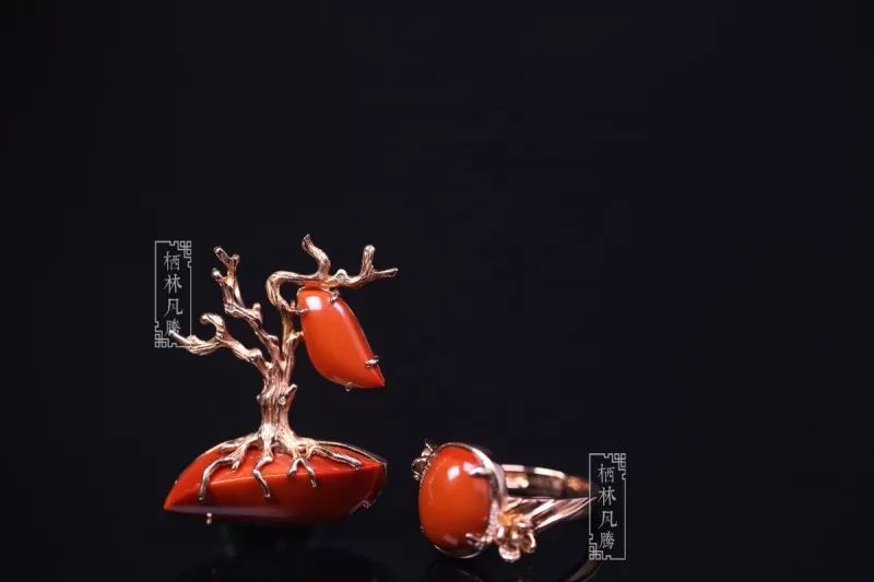 拈花微笑_微笑拈花知妙谛_拈花微笑