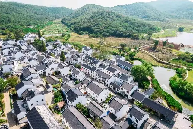 欺上瞒下的意思是_欺下瞒上还是欺上瞒下_欺上瞒下