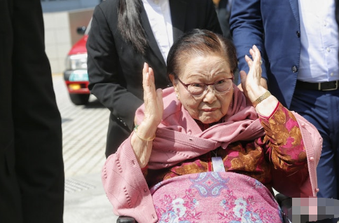 林爱儿结婚了吗_林爱儿与何超盈_林爱儿