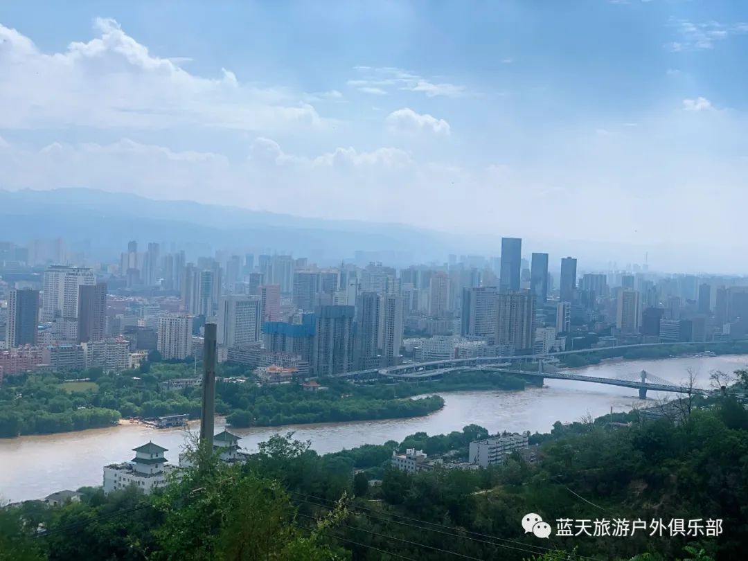 蓝天旅游_蓝天旅游景区有几个_蓝天旅游官网