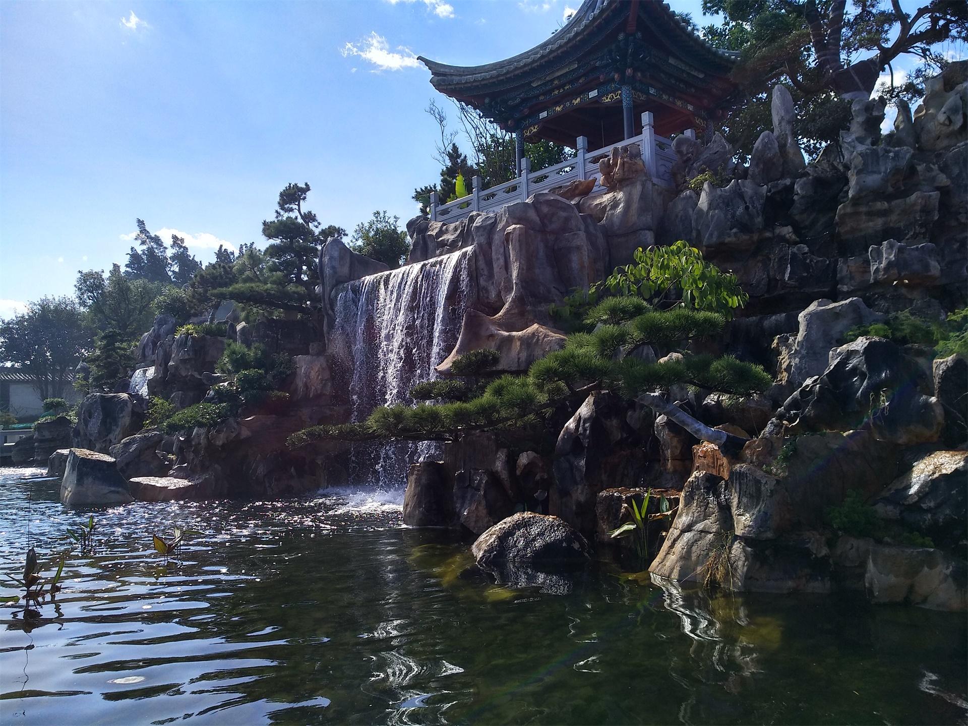 朱家花园_我想看朱家花园_《朱家花园》