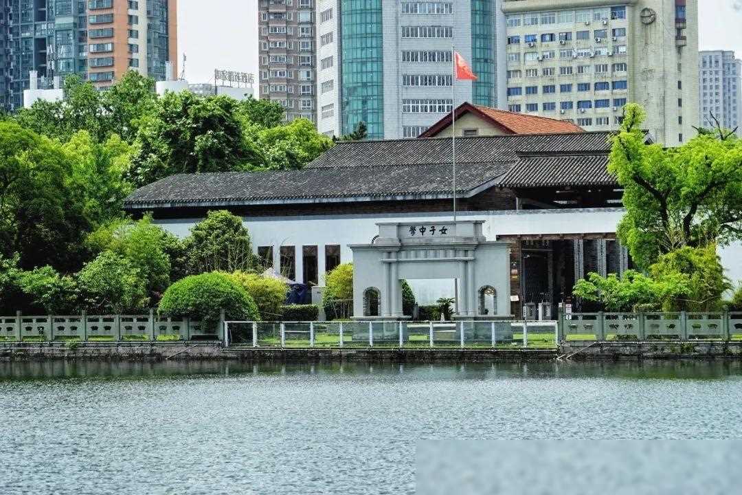 朱家花园_《朱家花园》_朱家花园内宅院
