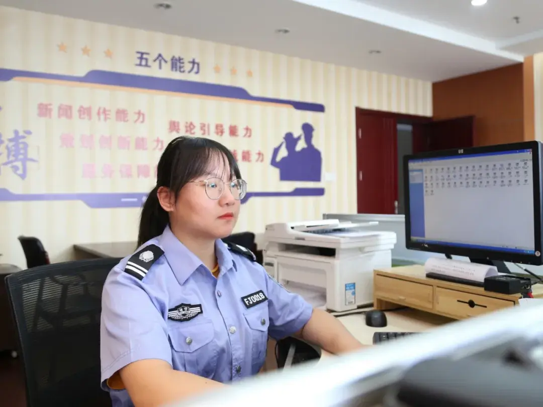 一腔热血_腔热血打一生肖_跪求一腔热血