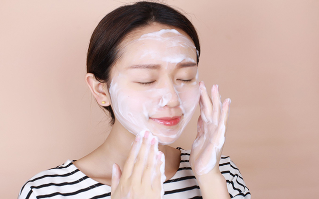 kidding的意思_kidding英语怎么读音_kidding