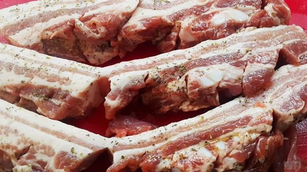 僵尸肉事件_僵尸肉_僵尸肉是冷冻了多久的肉