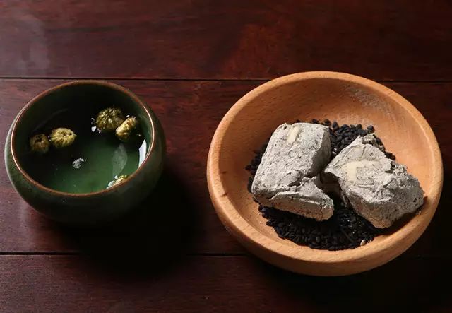 能自拔打一数字_能自拔的意思_不能自拔