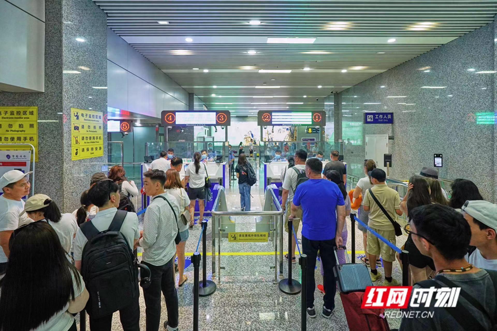 匈奴航空_匈奴航空官网_匈奴航空客服