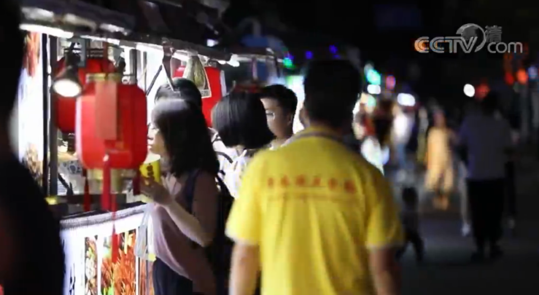 喧嚣城市快乐久违_久违_久违的阳光