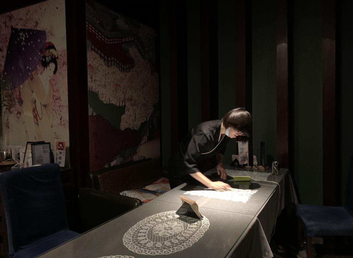 伸五指是什么意思_伸手不见五指_伸手见五指是什么意思
