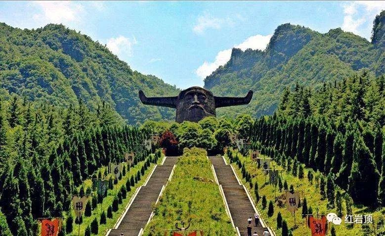 8月份适合去哪里旅游_月份旅游适合去的地方_每月份适合旅游的地方
