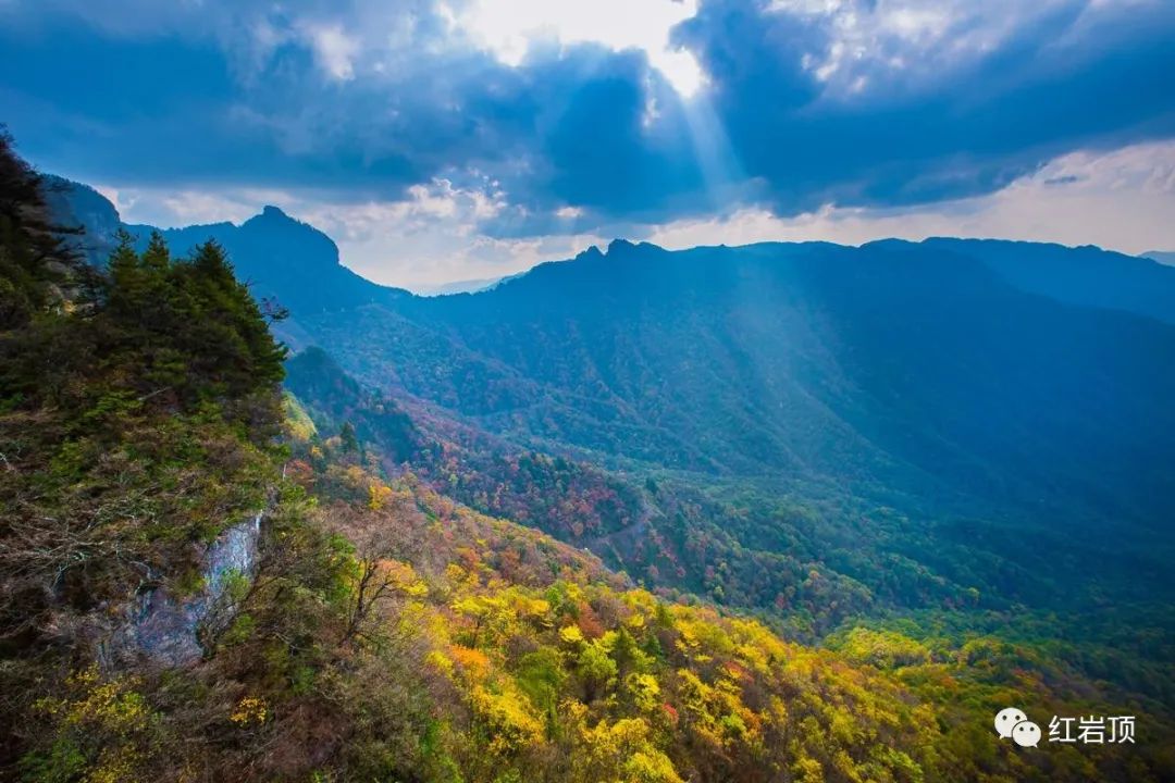 8月份适合去哪里旅游_月份旅游适合去的地方_每月份适合旅游的地方