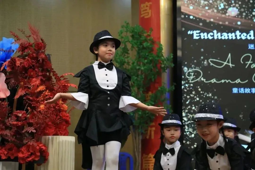 mesmerizing_mesmerizing形容词_mesmerizing翻译