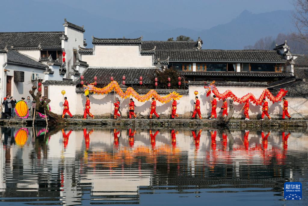 欢田喜地_欢喜欢喜的意思_欢欢喜喜