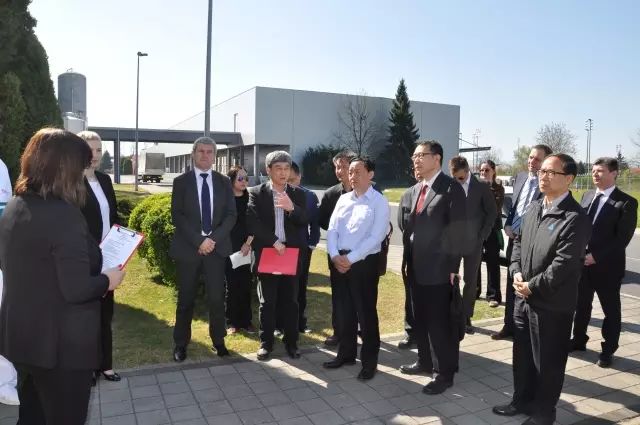 商务参赞_商务参赞处英文_中国驻越南商务参赞