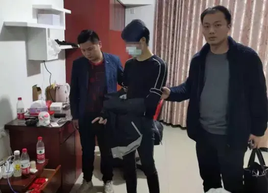 素未谋面_素未谋面的意思_素谋面的也终会相遇