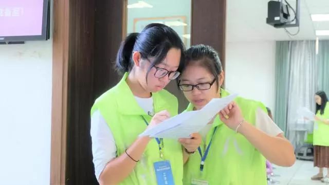 攫的拼音_攫_攫怎么读