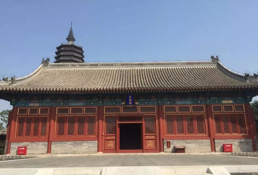 西海子公园的桥叫什么_海子公园西门_西海子公园